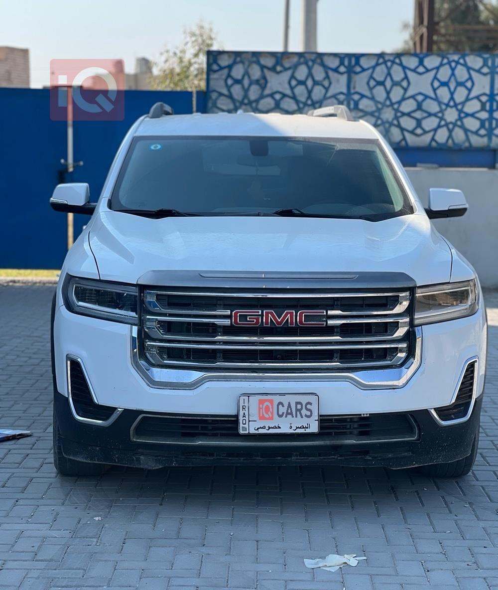 GMC Acadia